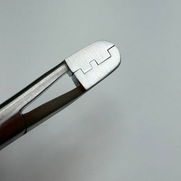 4-6mm pliers with black handle